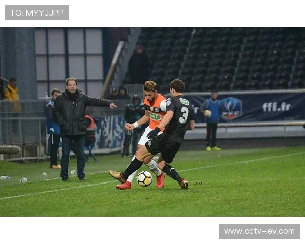 洛里昂客场六场不胜，防守漏洞成保级隐患