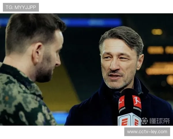 科瓦奇3-4-2-1阵型尚在磨合,多特蒙德中场孱弱问题悬而未决 科瓦奇3-4-2-1阵型尚在磨合,多特蒙德中场孱弱问题悬而未决